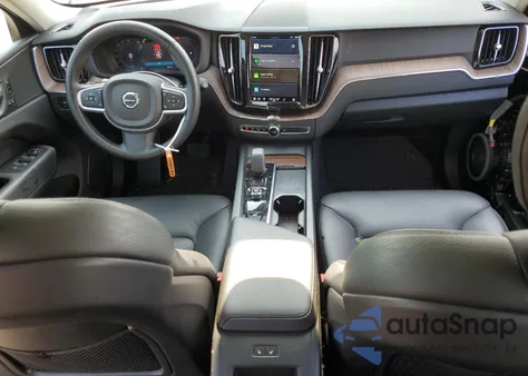 2022 Volvo Xc60 B5 Momentum z USA, uszkodzony, nr VIN YV4L12RKXN1004050